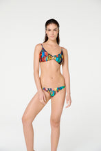 Load image into Gallery viewer, Model Front: Blueman Set Isis Tupinamba