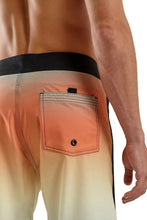 Load image into Gallery viewer, Image 04: Blueman Boardshort Bermuda Maxi Vies Espirito Solar