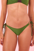 Load image into Gallery viewer, Gallery: Blueman Bottom Bottom Green Angel