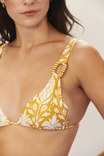 Load image into Gallery viewer, Image 06: Blueman Top Top Seiva-Doce-Amarela Ubatuba