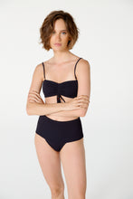 Load image into Gallery viewer, Image 09: Blueman Bottom Bottom Gaya Buzios Crispy Preto