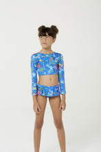 Load image into Gallery viewer, Model Front: Blueman Girl's Two-Piece Biquini Peteca Simpatia Inf