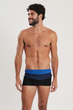 Load image into Gallery viewer, Model Front: Blueman Sunga / Boxer Sunga Army Crepusculo Azul Marinho