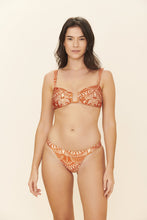 Load image into Gallery viewer, Model Front: Blueman Bottom Bottom Brisa-Suave Guaruja