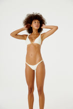 Load image into Gallery viewer, Image 03: Blueman Top Top Malibu Bordado Off White