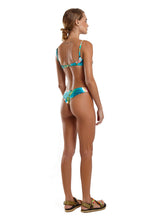 Load image into Gallery viewer, Image 04: Blueman Set Bela Blue