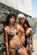 Load image into Gallery viewer, Image 04: Blueman Bottom Bottom Angel Iceberg Gaya