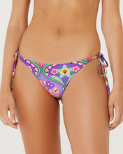 Load image into Gallery viewer, Gallery: Blueman Bottom Bottom Egito Nicole Apiculae