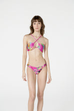 Load image into Gallery viewer, Model Front: Blueman Bottom Bottom Surfista Pacifico Mata