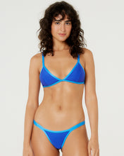 Load image into Gallery viewer, Gallery: Blueman Set Dance Azul