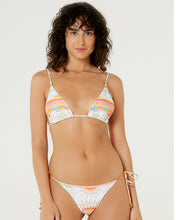 Load image into Gallery viewer, Gallery: Blueman Set Inside Triangle Tie Saudacao Ao Sol