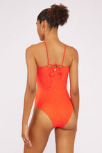 Load image into Gallery viewer, Model Back: Blueman One-Piece Laranja Maio Duna
