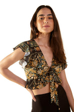 Load image into Gallery viewer, Model Front: Blueman Beach Top Monica Kasuti