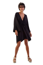 Load image into Gallery viewer, Model Front: Blueman Maxi Dresses New Equilibrio Liso Preto