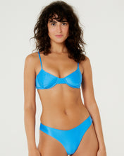 Load image into Gallery viewer, Gallery: Blueman Set Pepe Ariba Azul