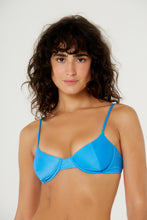 Load image into Gallery viewer, Image 07: Blueman Set Pepe Ariba Azul