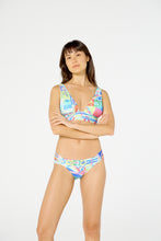 Load image into Gallery viewer, Image 06: Blueman Set Sum New Pacifico 1972