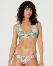 Load image into Gallery viewer, Gallery: Blueman Set Sum Pacifico Chic Universo Solar