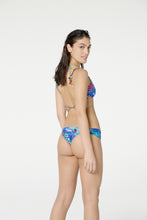 Load image into Gallery viewer, Model Back: Blueman Top Top Arpoador Indio