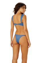 Load image into Gallery viewer, Model Back: Blueman Top Top Jeans Tour