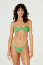 Load image into Gallery viewer, Model Front: Blueman Top Top Pepe New Fox Verde