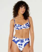 Load image into Gallery viewer, Gallery: Blueman Set Vintage Pala Cerise