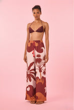 Load image into Gallery viewer, Model Front: Blueman Beach Trousers Kauai Calca Barrado
