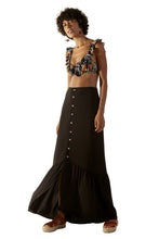 Load image into Gallery viewer, Model Front: Blueman Beach Skirt Talia Preto
