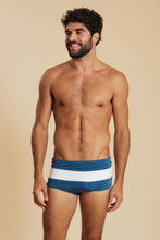 Load image into Gallery viewer, Model Front: Blueman Sunga / Boxer Sunga Army Crepúsculo Bicolor Liso Azul
