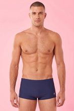 Load image into Gallery viewer, Model Front: Blueman Sunga / Boxer Sunga Army Lisa Azul Marinho
