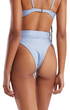 Load image into Gallery viewer, Image 05: Blueman Top Top Latino Color Azul
