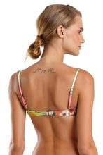 Load image into Gallery viewer, Image 07: Blueman Top Top Prainha Flower Power
