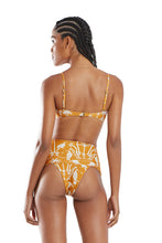 Load image into Gallery viewer, Model Back: Blueman Top Top Buzios Tucanus
