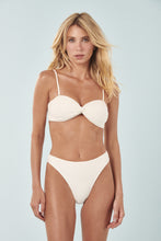 Load image into Gallery viewer, Model Front: Blueman Bottom Bottom Off-White-Lurex Rio
