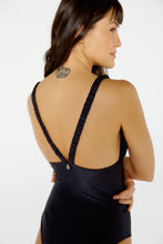 Load image into Gallery viewer, Image 08: Blueman One-Piece Maio Malibu Liso Preto
