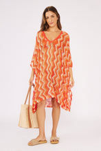 Load image into Gallery viewer, Model Front: Blueman Midi Dress Laranja Midi Dress Tricot

