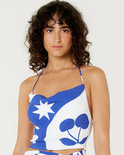Load image into Gallery viewer, Gallery: Blueman Beach Top Blusa Top Cropped Degage Cerise
