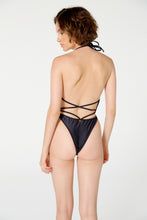 Load image into Gallery viewer, Model Back: Blueman One-Piece Maio Nicolle Liso Preto
