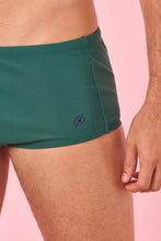 Load image into Gallery viewer, Image 02: Blueman Sunga / Boxer Sunga Army Fit Liso Verde
