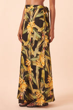 Load image into Gallery viewer, Gallery: Blueman Beach Skirt Musa Mambo
