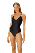 Load image into Gallery viewer, Model Front: Blueman One-Piece Maio Preto Jolie
