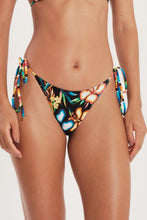 Load image into Gallery viewer, Gallery: Blueman Bottom Bottom Coquetel Inside-Double
