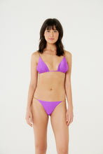Load image into Gallery viewer, Model Front: Blueman Bottom Bottom Egito Chain Fox Roxo
