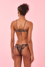 Load image into Gallery viewer, Image 05: Blueman Top Top Aina Duna
