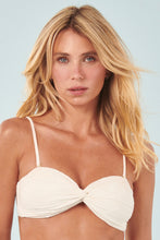 Load image into Gallery viewer, Gallery: Blueman Top Top Off-White-Lurex Latino
