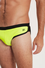 Load image into Gallery viewer, Image 02: Blueman Sunga / Boxer Sunga Miami Liso Verde
