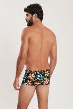 Load image into Gallery viewer, Model Back: Blueman Sunga / Boxer Sunga Army Coquetel
