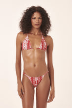 Load image into Gallery viewer, Model Front: Blueman Top Top Barrado-Paraiso Triangulo
