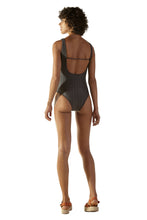 Load image into Gallery viewer, Image 02: Blueman One-Piece Textura Zaz Cinza Preto
