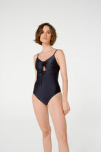 Load image into Gallery viewer, Model Front: Blueman One-Piece Maio Malta Liso Preto
